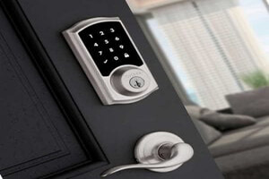 Eddie-and-Suns-locksmith-Kwikset-Locks